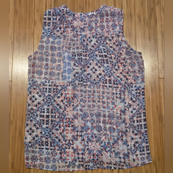 Liz Claiborne Floral Sleeveless Top - Picture 7 of 7